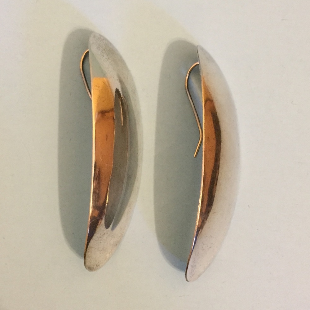VINTAGE STERLING SILVER EARRINGS- GUC - Picture 4 of 5